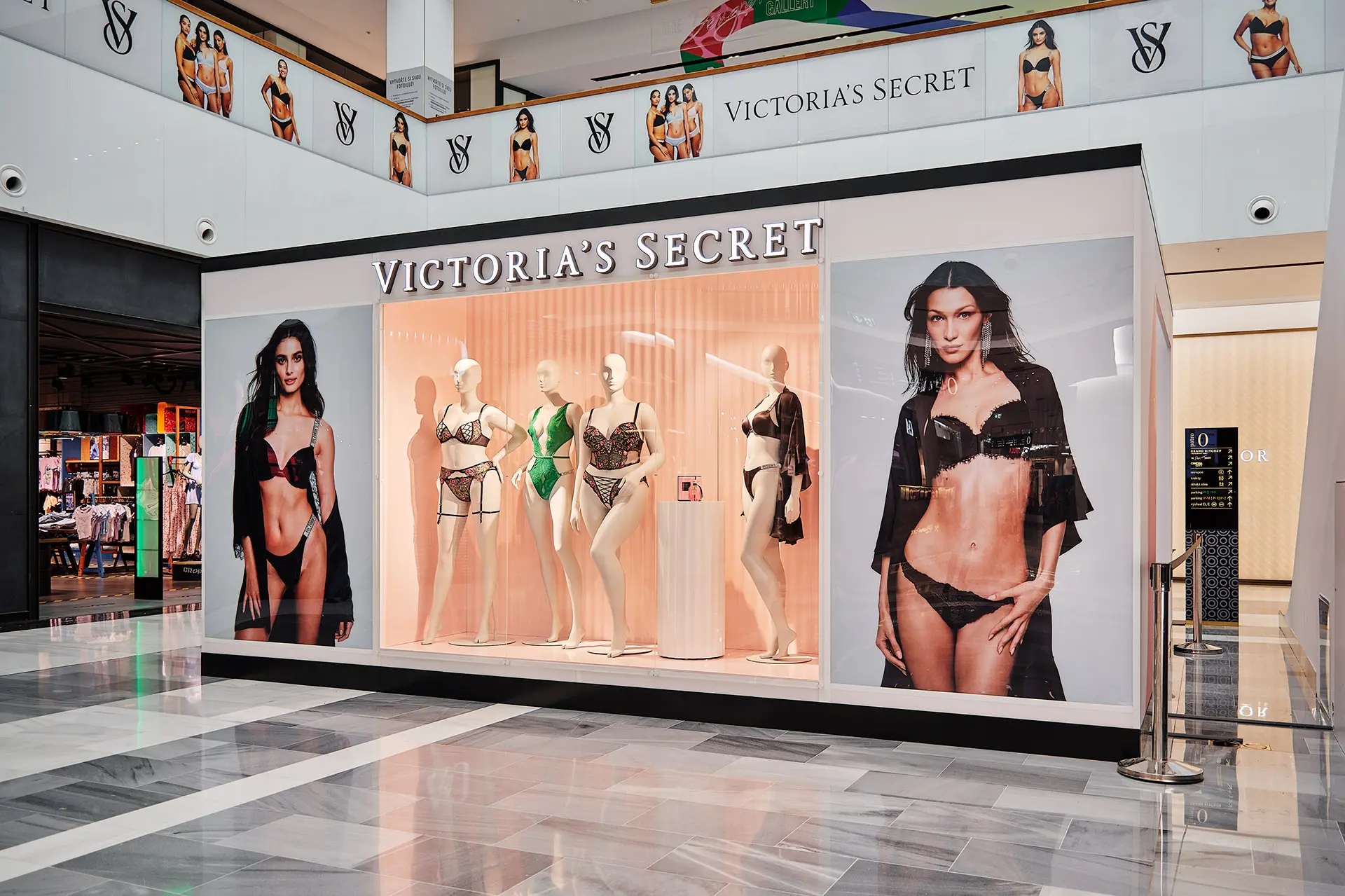 Realizacja HELO FORM dla Victoria Secret